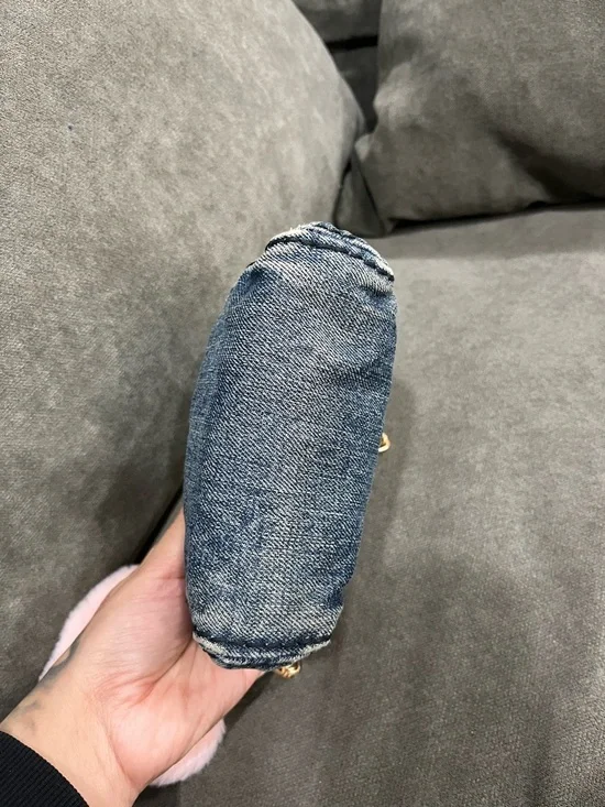 Prada bag - Picture 10 of 11